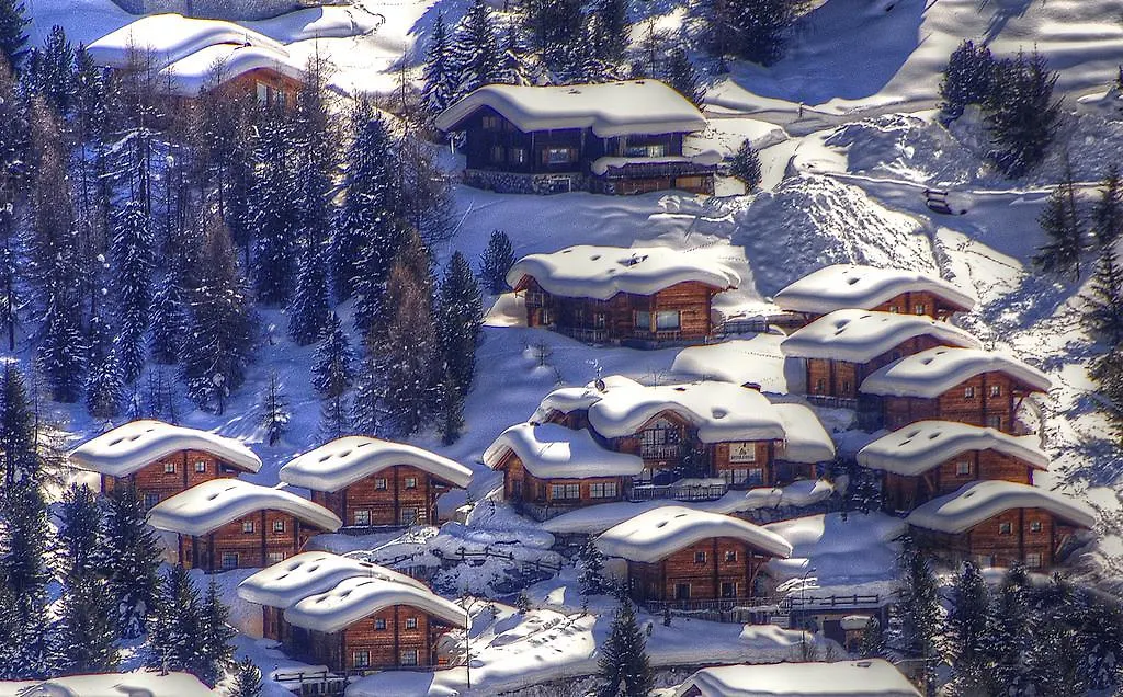 Park Chalet Village Λιβίνιο