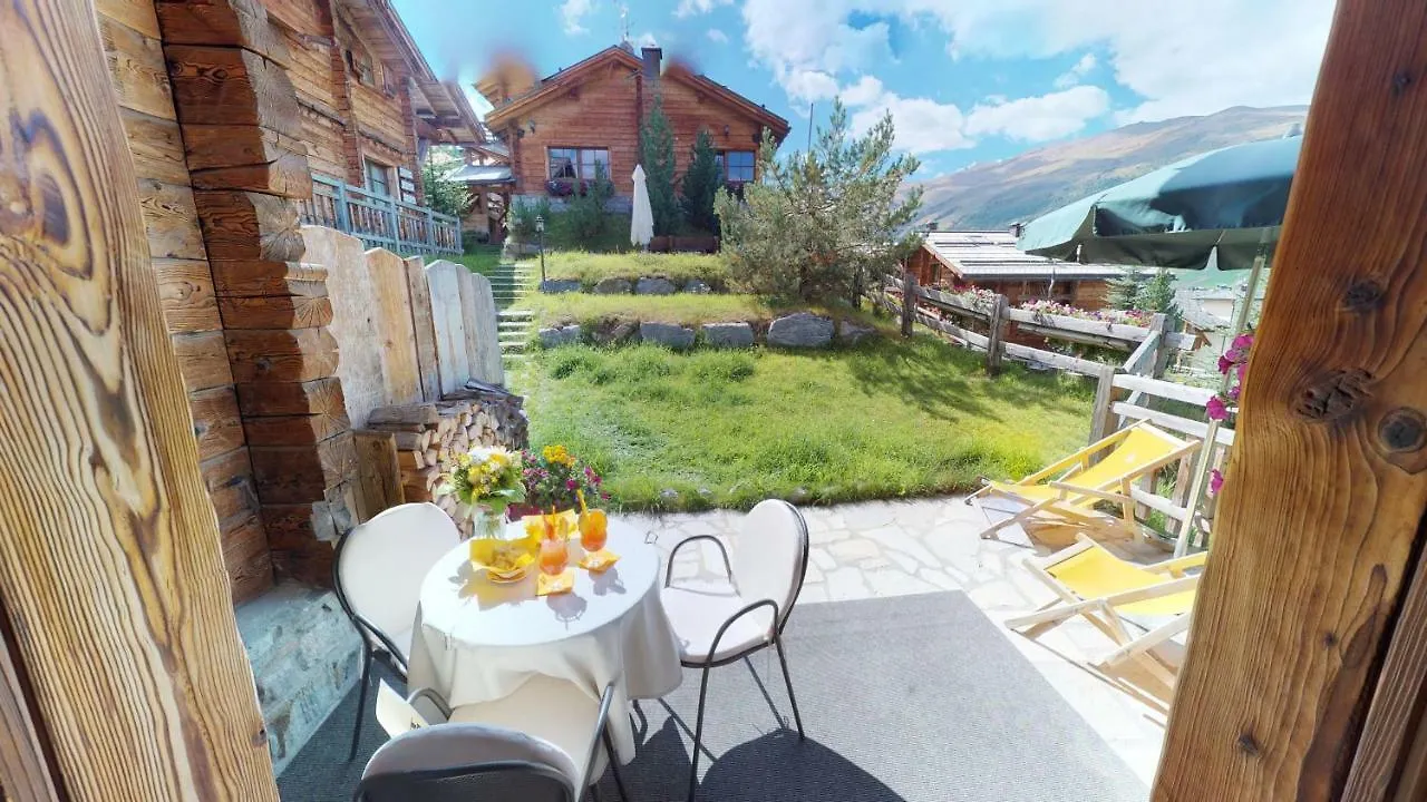 Ξενοδοχείο με διαμερίσματα Park Chalet Village Λιβίνιο