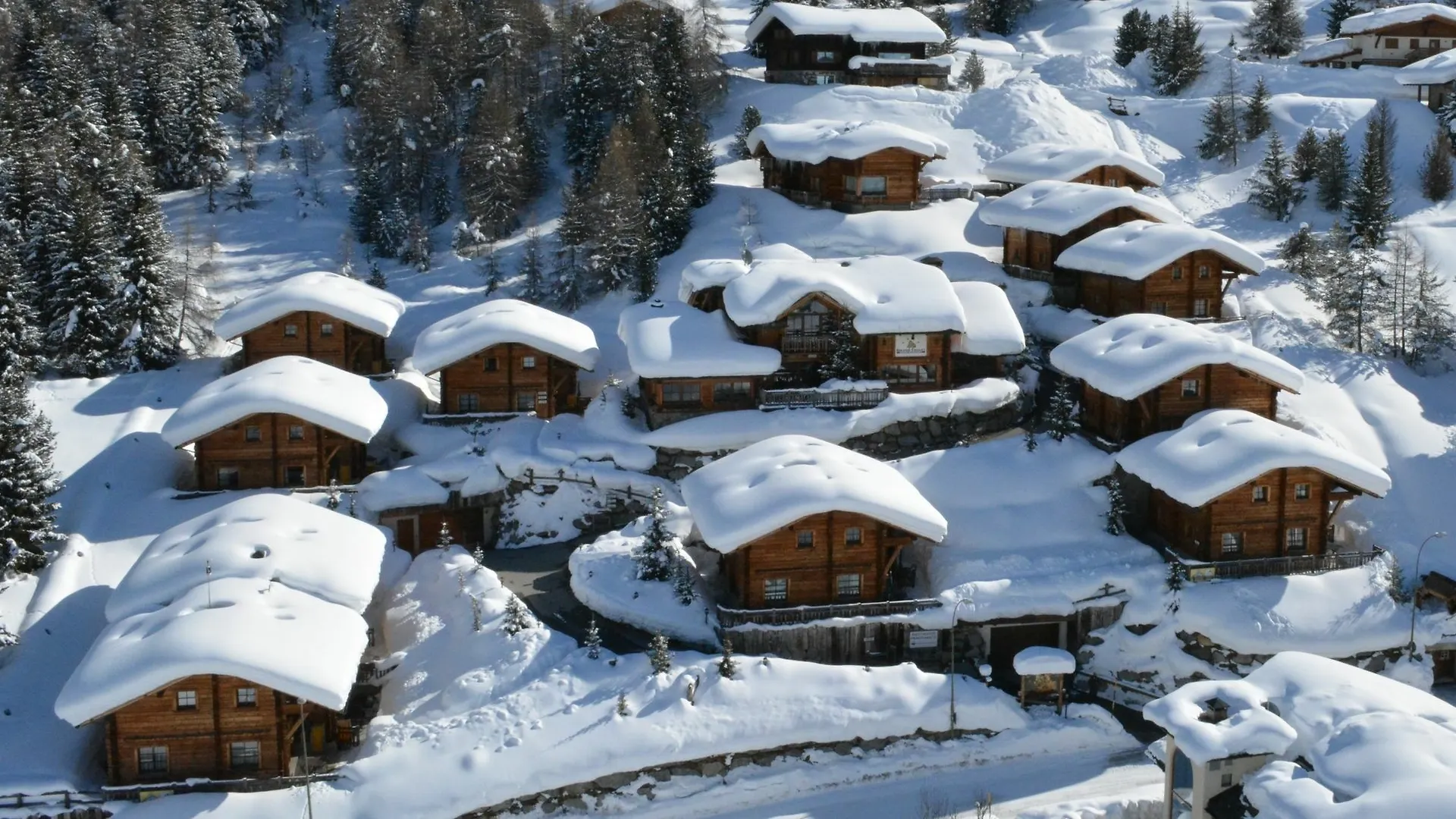 Park Chalet Village Λιβίνιο